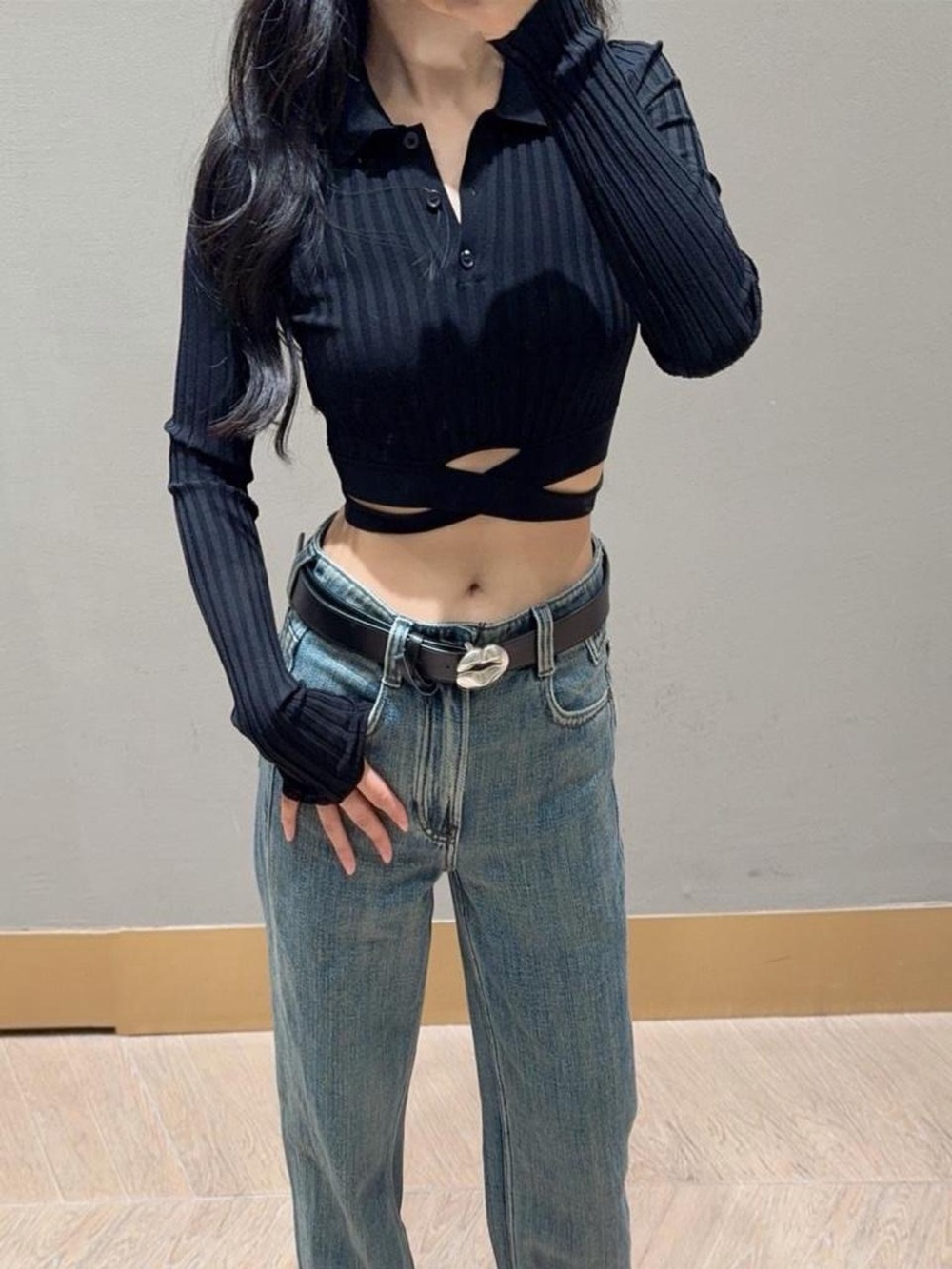 NWT White MISS SIXTY Ribbed Long-Sleeve Crop Top with Twist Cutout